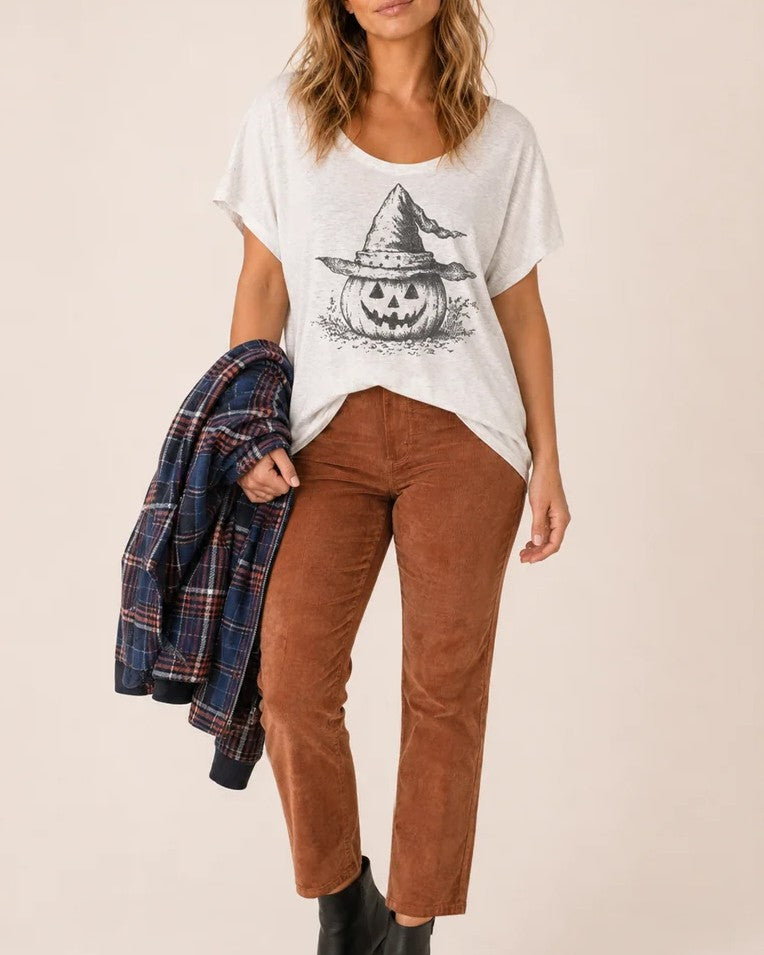 Vintage Witch Hat Pumpkin Graphic Scoop Neck Tee
